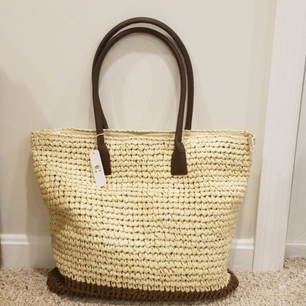 NWT! CHARMING CHARLIE Straw Shoulder Bag